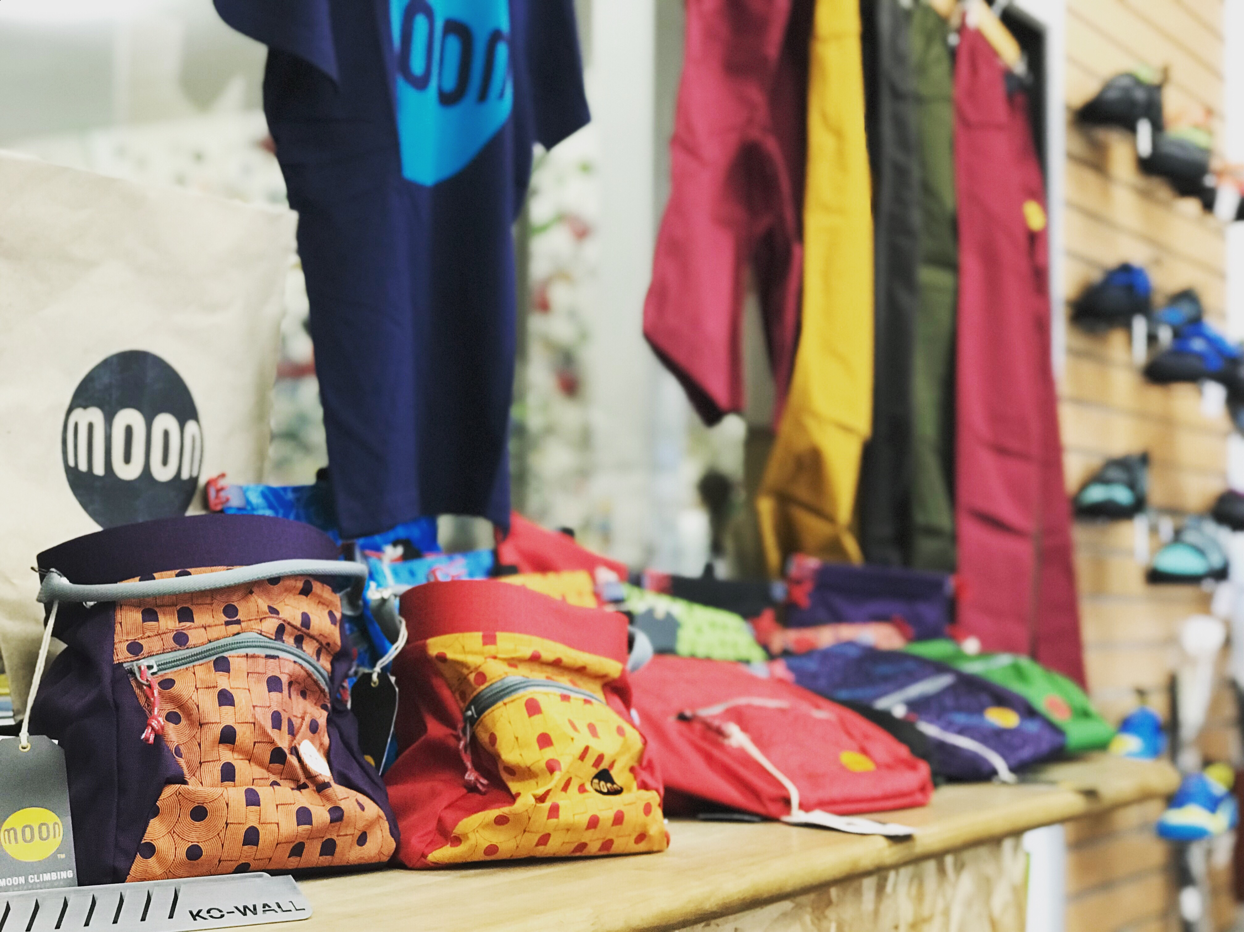 MOON大量入荷！！